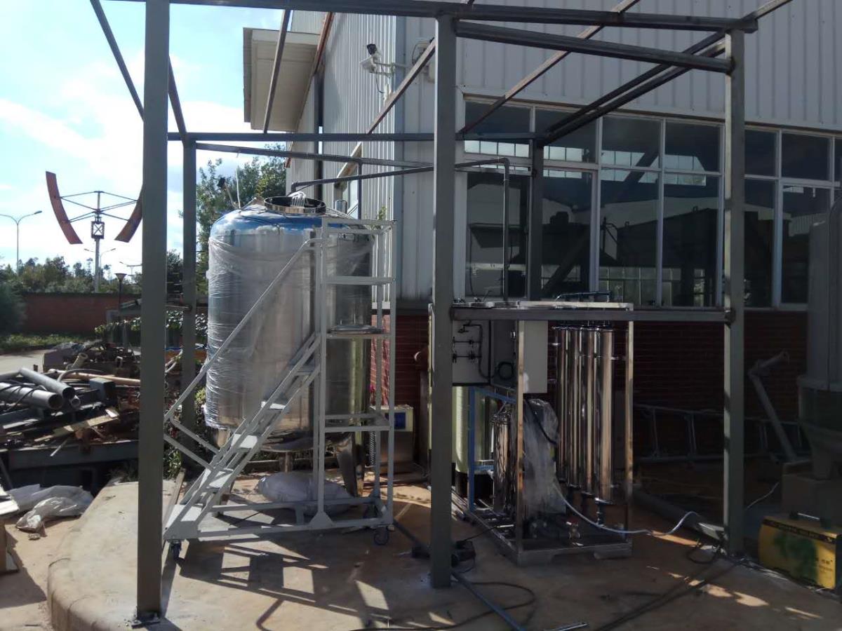 反滲透設(shè)備、反滲透純水設(shè)備